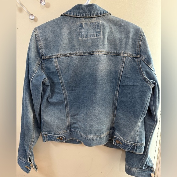 Blue Cropped Jean Jacket with Contrast Stitching - Picture 4 of 5